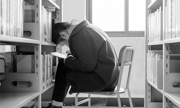 如何轰炸对方手机号